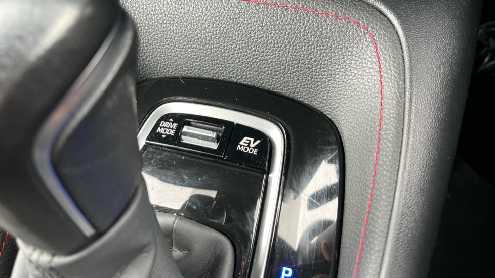 Toyota Corolla 1.8 VVT-i Hybrid Excel 5dr CVT Hybrid Hatchback - Image 34