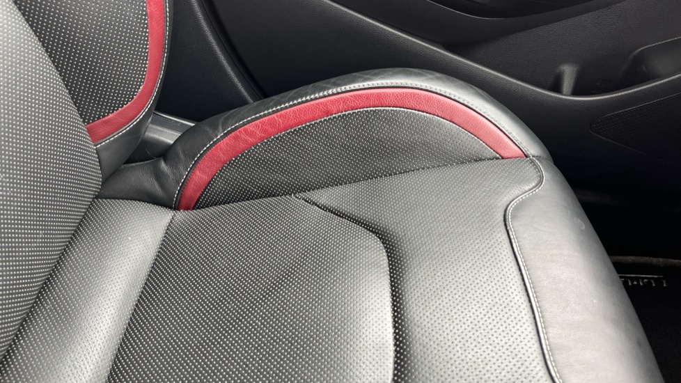Toyota Corolla 1.8 VVT-i Hybrid Excel 5dr CVT Hybrid Hatchback - Image 46