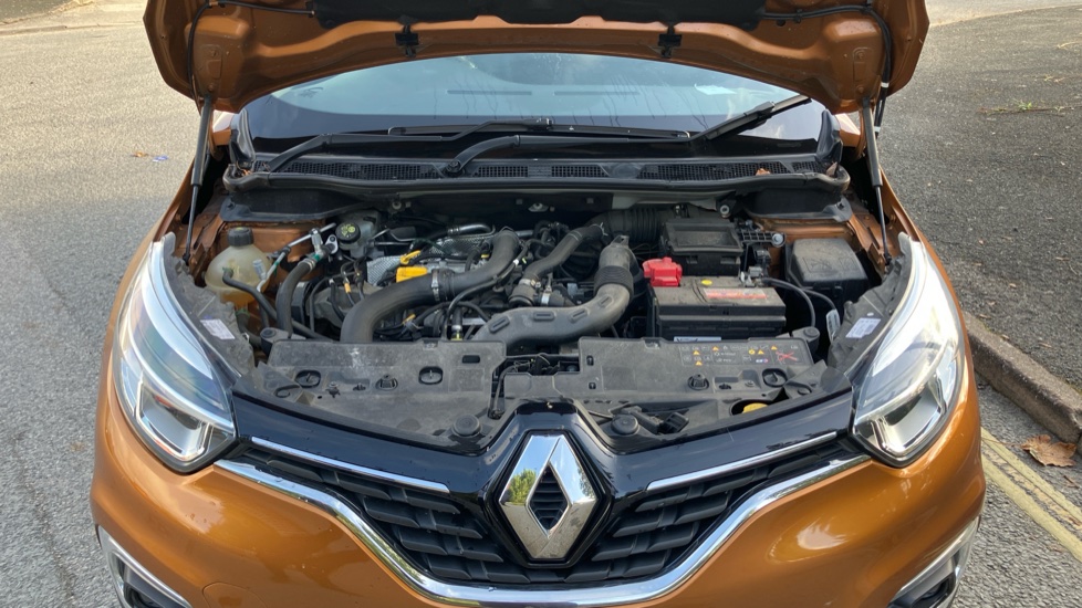 Renault Captur 0.9 TCE 90 Signature X Nav 5dr Petrol Hatchback - Image 8