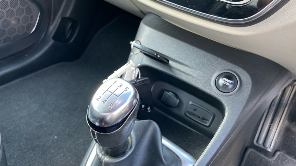 Renault Captur 0.9 TCE 90 Signature X Nav 5dr Petrol Hatchback - Image 13