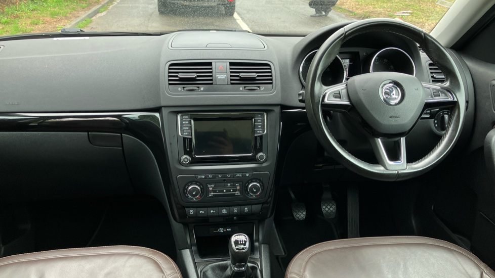 Skoda Yeti Outdoor 1.4 TSI Laurin + Klement 4x4 5dr Petrol Estate - Image 10