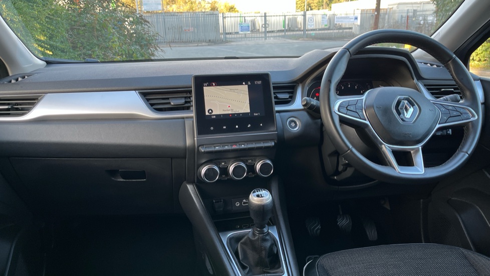 Renault Captur 1.0 TCE 90 Techno 5dr Petrol Hatchback - Image 10