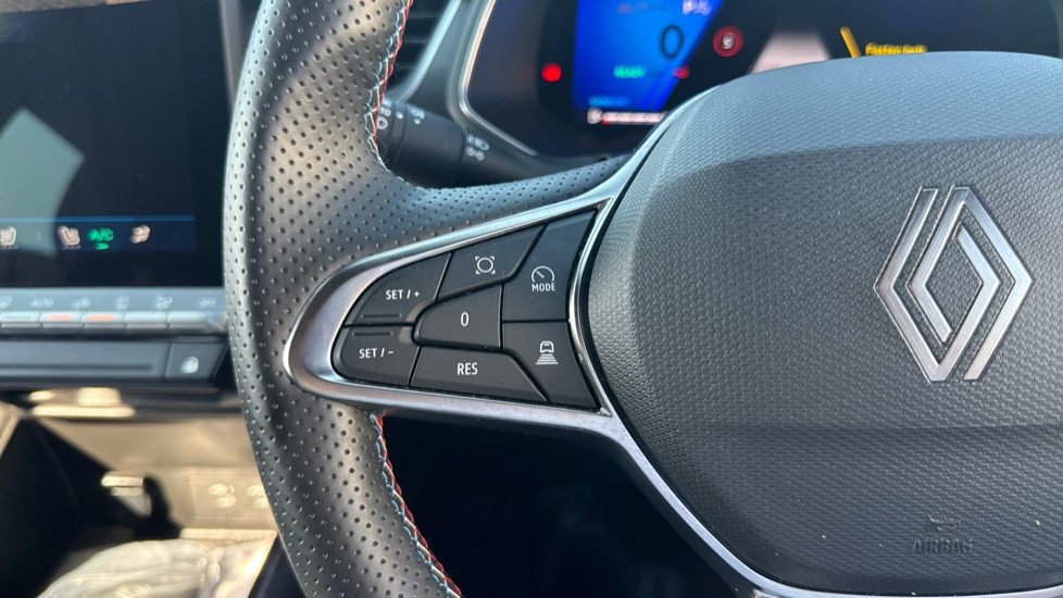 Renault Symbioz 1.6 E-Tech FHEV 145 Techno Esprit Alpine 5dr Auto Hybrid Estate - Image 21