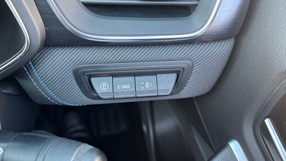 Renault Symbioz 1.6 E-Tech FHEV 145 Techno Esprit Alpine 5dr Auto Hybrid Estate - Image 25