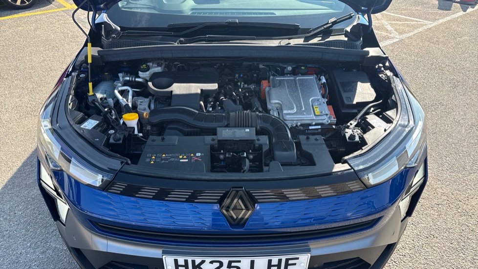 Renault Symbioz 1.6 E-Tech FHEV 145 Techno Esprit Alpine 5dr Auto Hybrid Estate - Image 8
