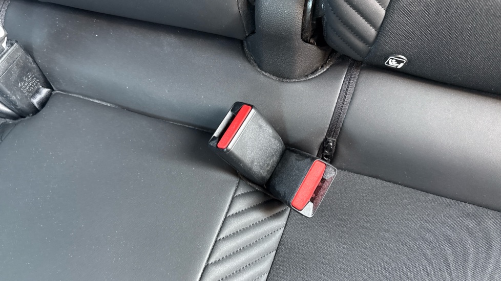 Renault Symbioz 1.6 E-Tech FHEV 145 Techno Esprit Alpine 5dr Auto Hybrid Estate - Image 17