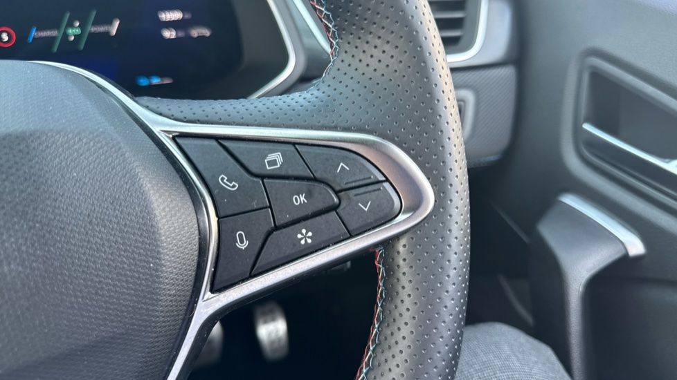 Renault Symbioz 1.6 E-Tech FHEV 145 Techno Esprit Alpine 5dr Auto Hybrid Estate - Image 22