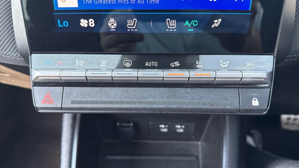 Renault Symbioz 1.6 E-Tech FHEV 145 Techno Esprit Alpine 5dr Auto Hybrid Estate - Image 30