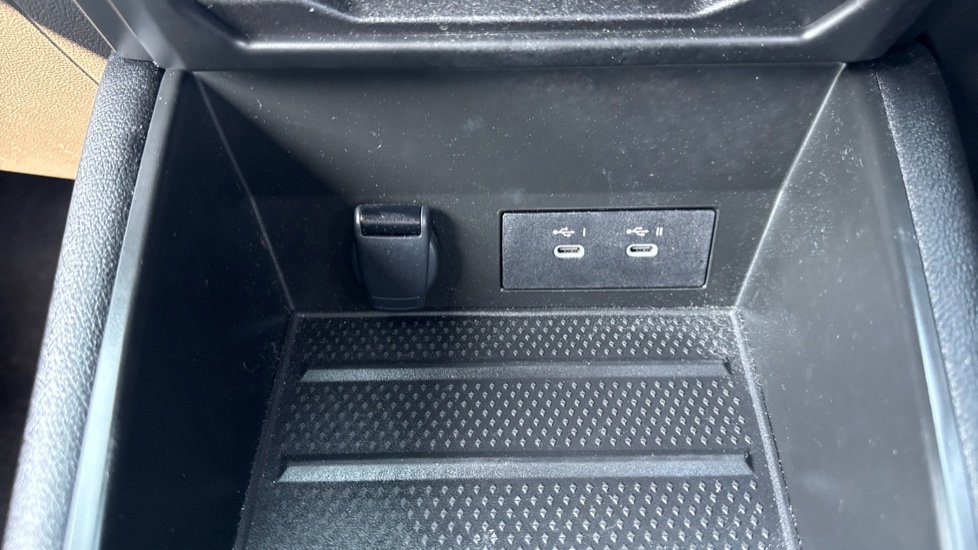 Renault Symbioz 1.6 E-Tech FHEV 145 Techno Esprit Alpine 5dr Auto Hybrid Estate - Image 31