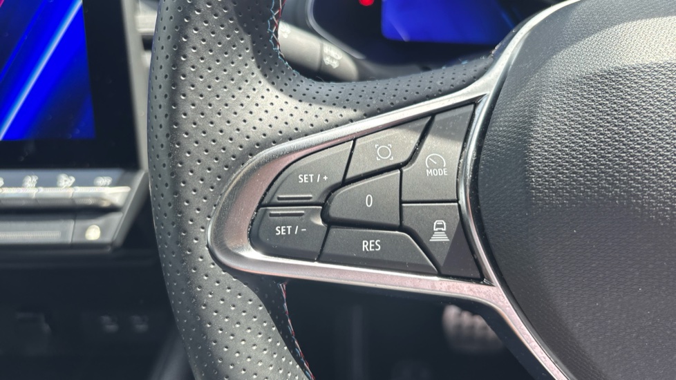 Renault Symbioz 1.6 E-Tech FHEV 145 Techno Esprit Alpine 5dr Auto Hybrid Estate - Image 31
