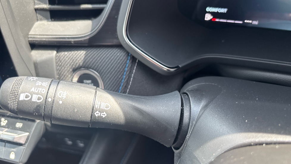 Renault Symbioz 1.6 E-Tech FHEV 145 Techno Esprit Alpine 5dr Auto Hybrid Estate - Image 33