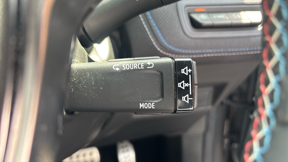 Renault Symbioz 1.6 E-Tech FHEV 145 Techno Esprit Alpine 5dr Auto Hybrid Estate - Image 39