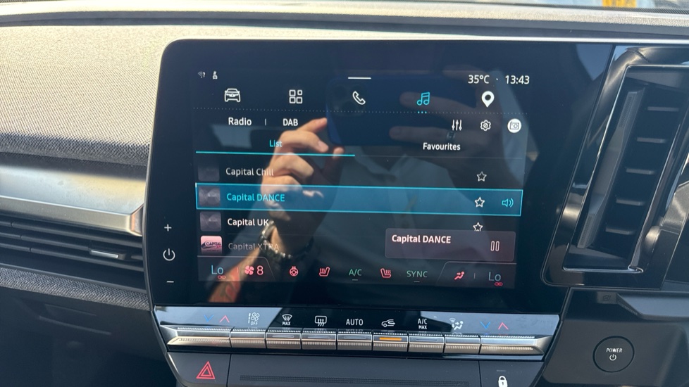Renault Megane E-Tech EV60 160kW Techno 60kWh Optimum Charge 5dr Auto Electric Hatchback - Image 31