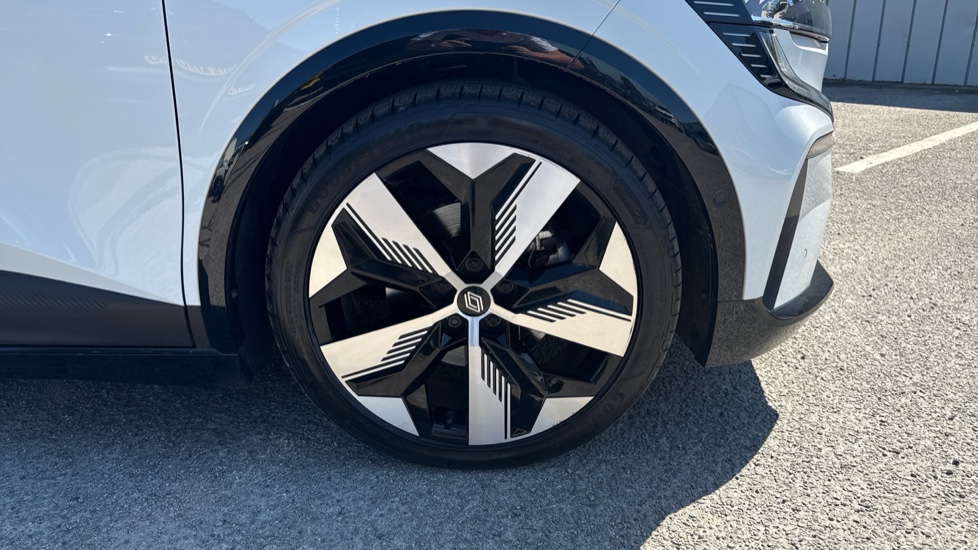 Renault Megane E-Tech EV60 160kW Techno 60kWh Optimum Charge 5dr Auto Electric Hatchback - Image 42
