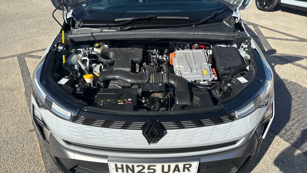 Renault Symbioz 1.6 E-Tech FHEV 145 Techno Esprit Alpine 5dr Auto Hybrid Estate - Image 8