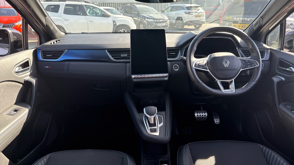 Renault Symbioz 1.6 E-Tech FHEV 145 Techno Esprit Alpine 5dr Auto Hybrid Estate - Image 10