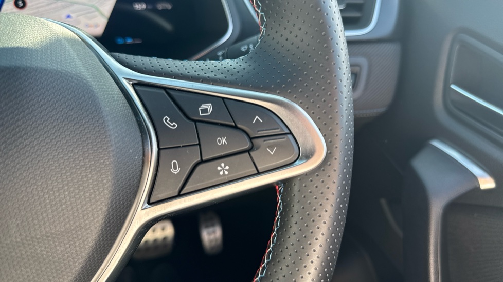 Renault Symbioz 1.6 E-Tech FHEV 145 Techno Esprit Alpine 5dr Auto Hybrid Estate - Image 29