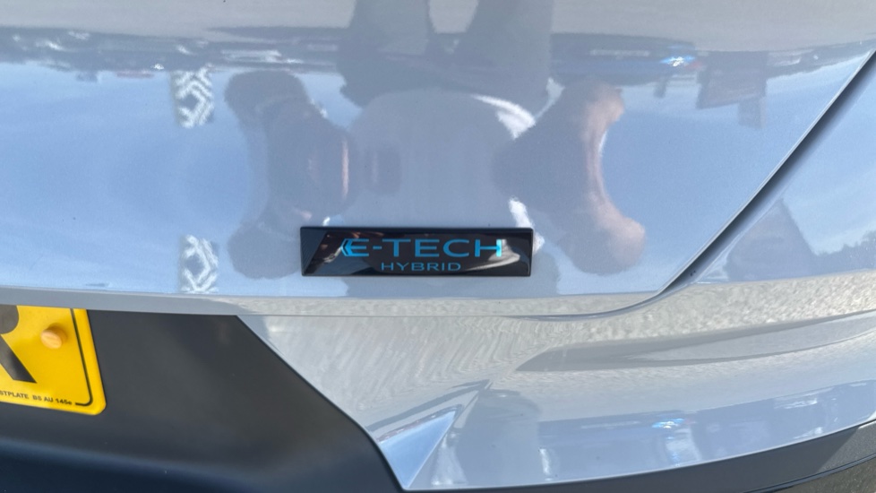 Renault Symbioz 1.6 E-Tech FHEV 145 Techno Esprit Alpine 5dr Auto Hybrid Estate - Image 45