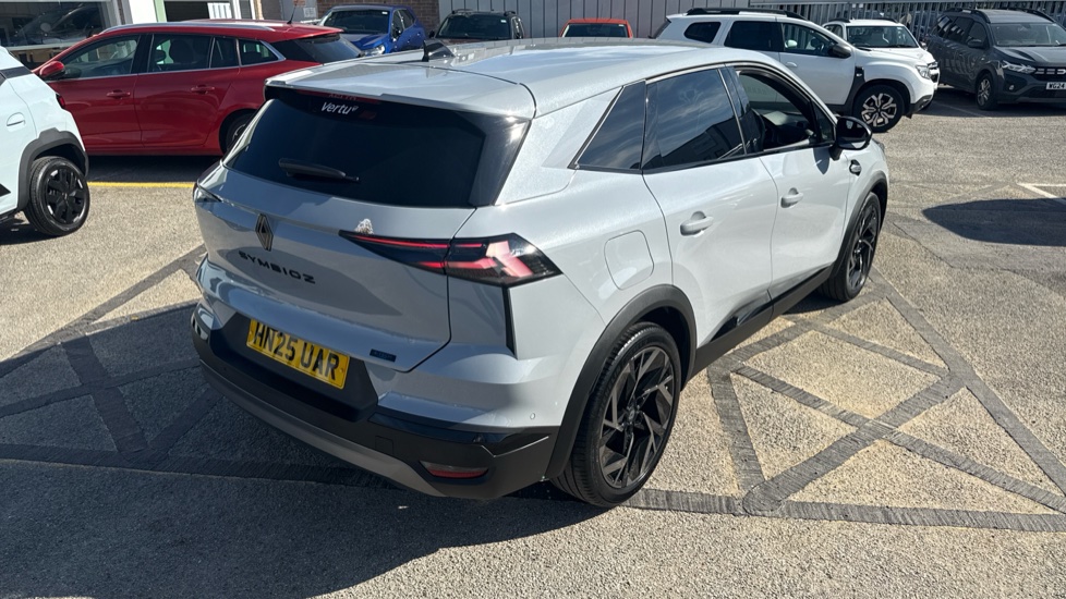 Renault Symbioz 1.6 E-Tech FHEV 145 Techno Esprit Alpine 5dr Auto Hybrid Estate - Image 47