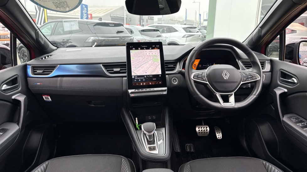 Renault Symbioz 1.6 E-Tech FHEV 145 Iconic Esprit Alpine 5dr Auto Hybrid Estate - Image 10