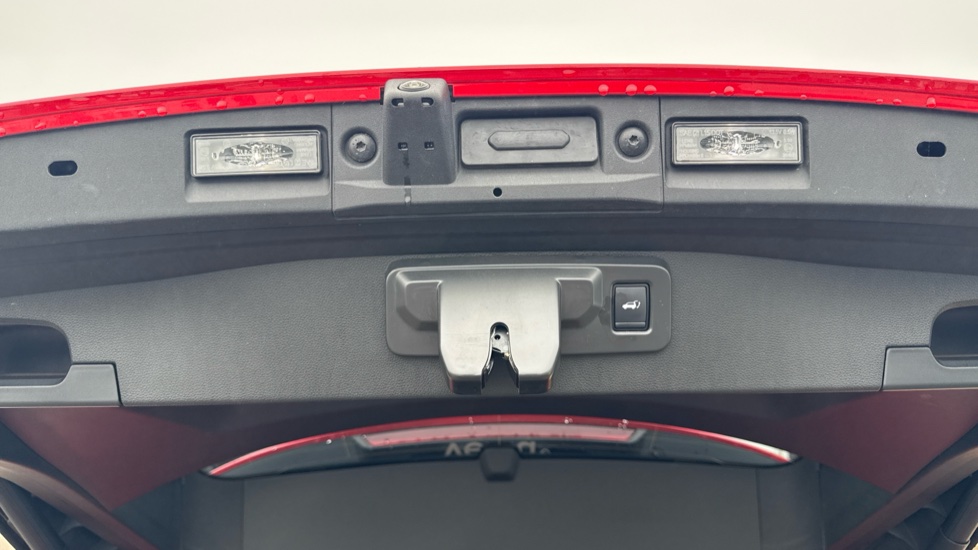Renault Symbioz 1.6 E-Tech FHEV 145 Iconic Esprit Alpine 5dr Auto Hybrid Estate - Image 36