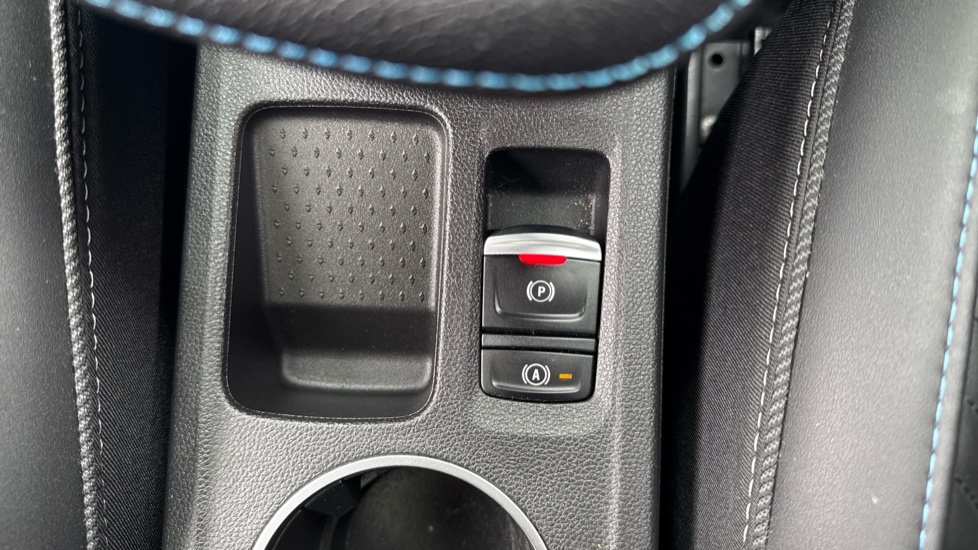 Renault Symbioz 1.6 E-Tech FHEV 145 Iconic Esprit Alpine 5dr Auto Hybrid Estate - Image 43