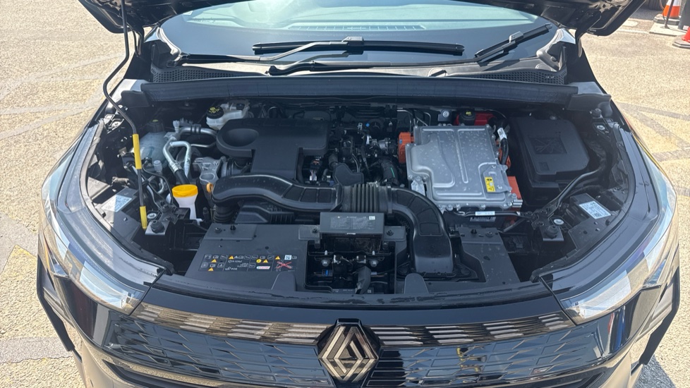 Renault Symbioz 1.6 E-Tech FHEV 145 Techno Esprit Alpine 5dr Auto Hybrid Estate - Image 8
