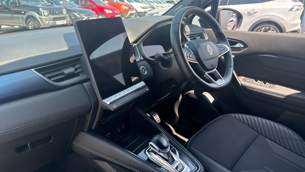 Renault Symbioz 1.6 E-Tech FHEV 145 Techno Esprit Alpine 5dr Auto Hybrid Estate - Image 9