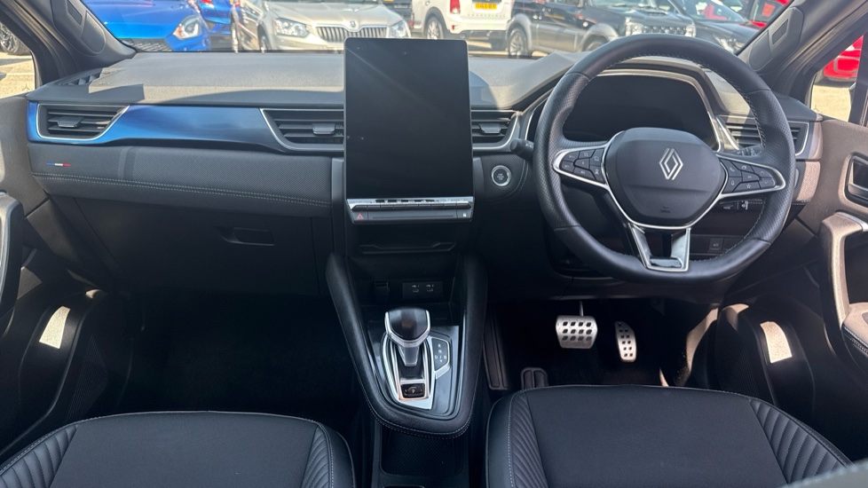 Renault Symbioz 1.6 E-Tech FHEV 145 Techno Esprit Alpine 5dr Auto Hybrid Estate - Image 10
