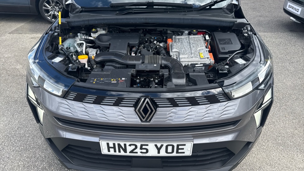 Renault Symbioz 1.6 E-Tech FHEV 145 Techno 5dr Auto Hybrid Estate - Image 8