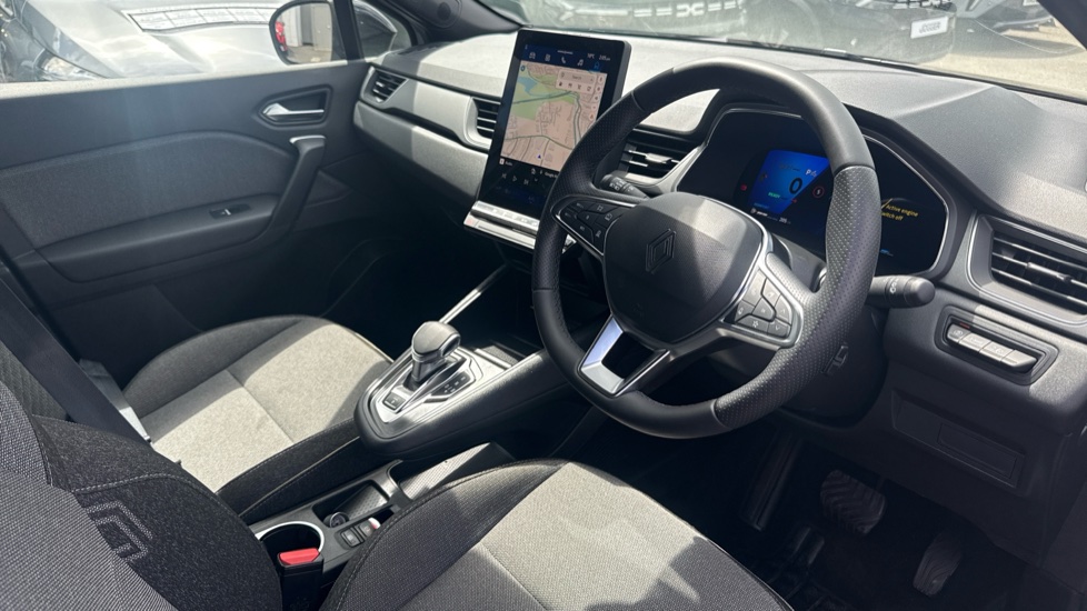 Renault Symbioz 1.6 E-Tech FHEV 145 Techno 5dr Auto Hybrid Estate - Image 11