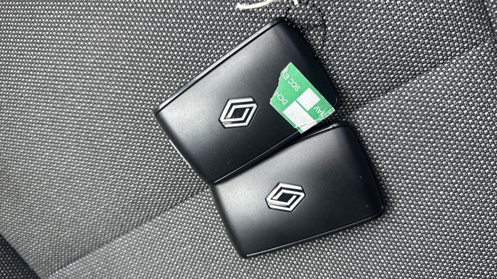 Renault Symbioz 1.6 E-Tech FHEV 145 Techno 5dr Auto Hybrid Estate - Image 20