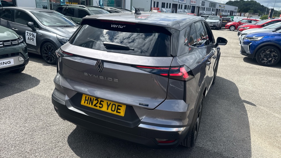 Renault Symbioz 1.6 E-Tech FHEV 145 Techno 5dr Auto Hybrid Estate - Image 25