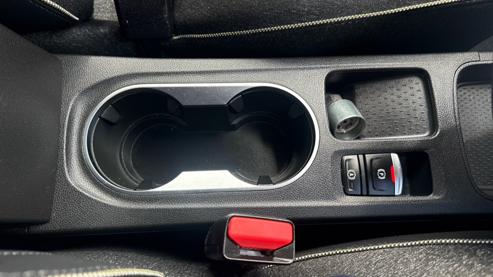 Renault Symbioz 1.6 E-Tech FHEV 145 Techno 5dr Auto Hybrid Estate - Image 36