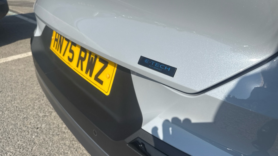 Renault Symbioz 1.8 E-Tech FHEV 160 Techno Esprit Alpine 5dr Auto Hybrid Estate - Image 29