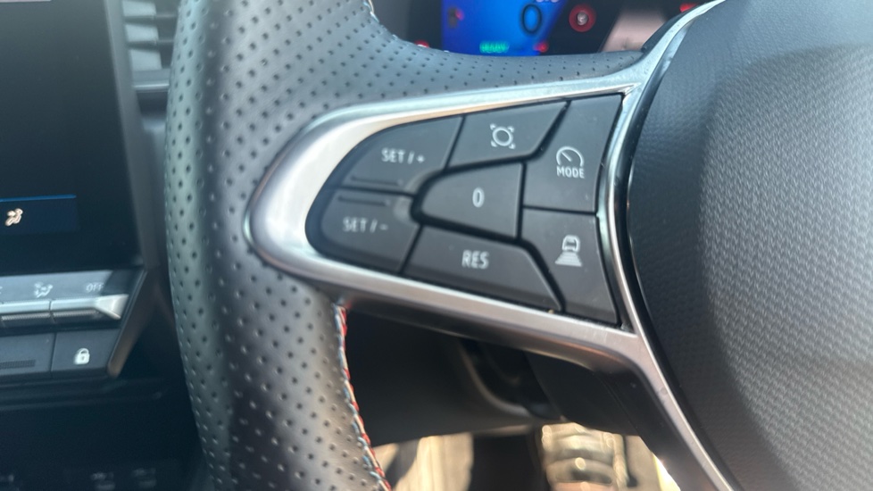 Renault Symbioz 1.8 E-Tech FHEV 160 Techno Esprit Alpine 5dr Auto Hybrid Estate - Image 37