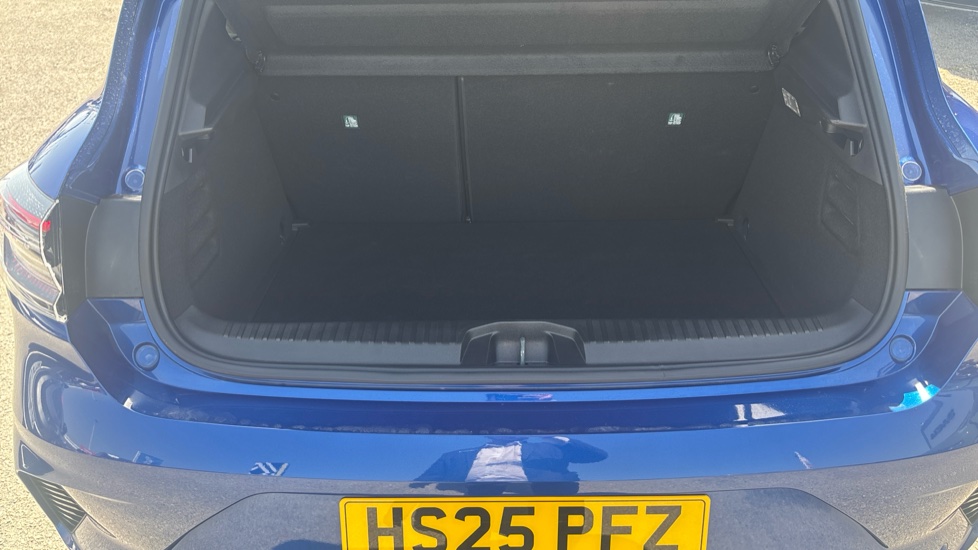 Renault Clio 1.0 TCe 90 Techno 5dr Petrol Hatchback - Image 4