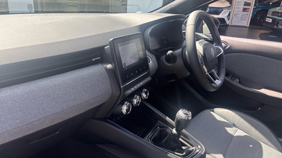 Renault Clio 1.0 TCe 90 Techno 5dr Petrol Hatchback - Image 9