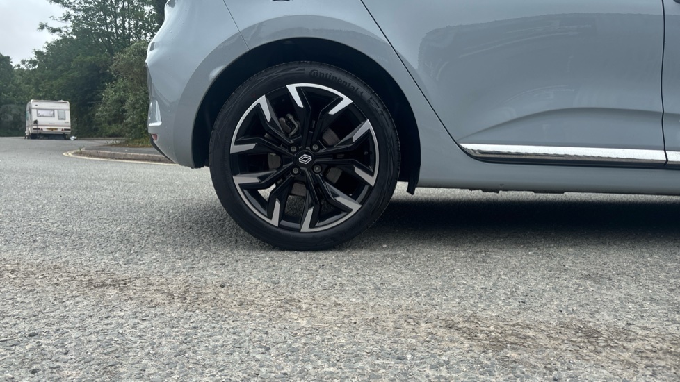 Renault Clio 1.0 TCe 90 Techno 5dr Petrol Hatchback - Image 7