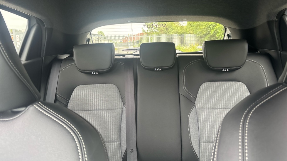 Renault Clio 1.0 TCe 90 Techno 5dr Petrol Hatchback - Image 15