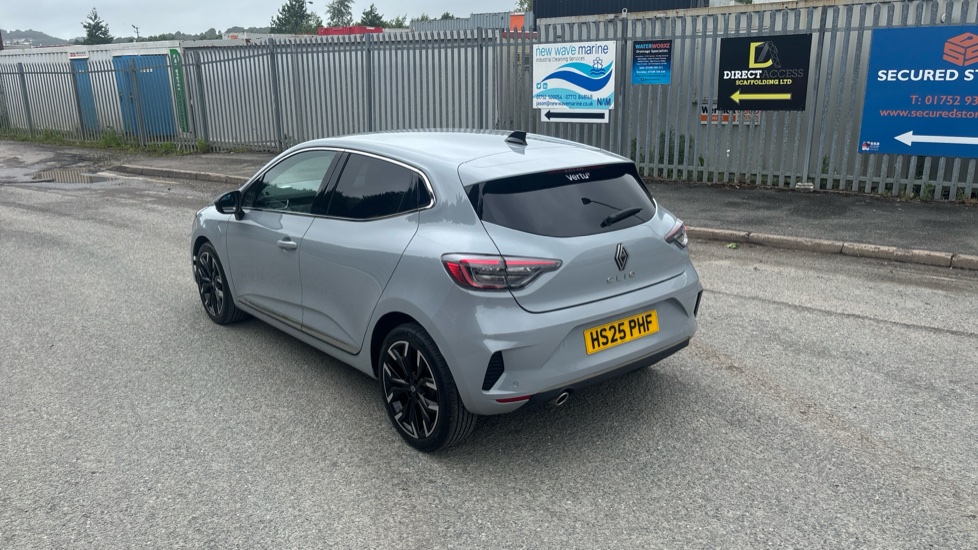 Renault Clio 1.0 TCe 90 Techno 5dr Petrol Hatchback - Image 21