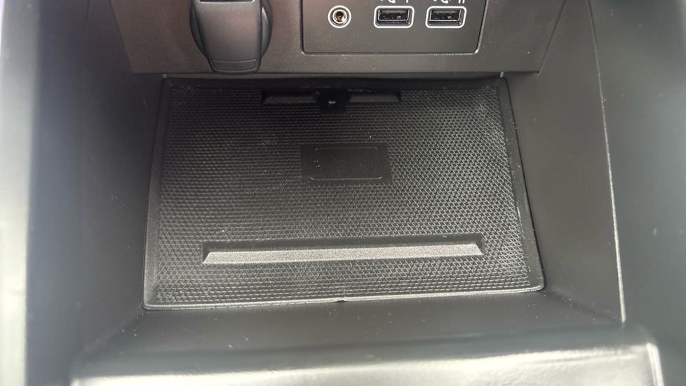 Renault Clio 1.0 TCe 90 Techno 5dr Petrol Hatchback - Image 40