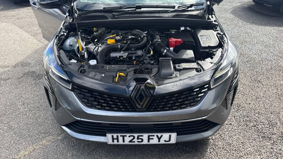 Renault Clio 1.0 TCe 90 Esprit Alpine 5dr Petrol Hatchback - Image 8
