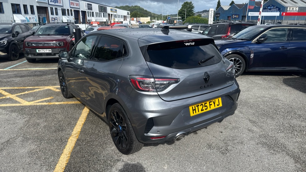 Renault Clio 1.0 TCe 90 Esprit Alpine 5dr Petrol Hatchback - Image 21