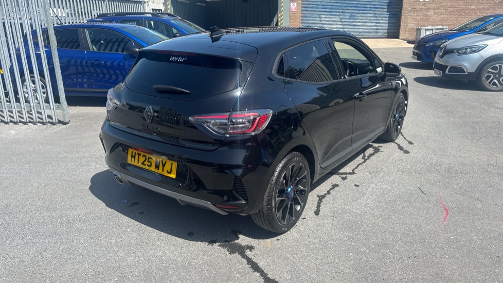Renault Clio 1.0 TCe 90 Esprit Alpine 5dr Petrol Hatchback - Image 36