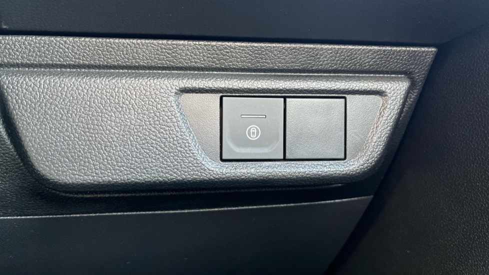 Dacia Sandero Stepway 1.0 TCe Extreme 5dr Petrol Hatchback - Image 26