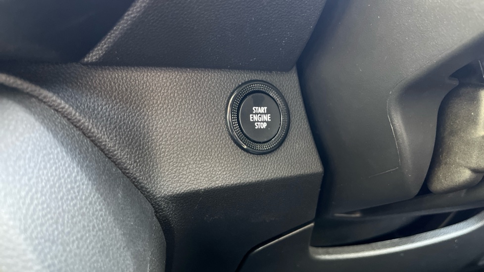 Dacia Sandero Stepway 1.0 TCe Extreme 5dr Petrol Hatchback - Image 28