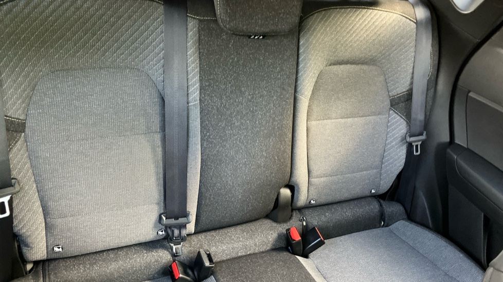 Renault Captur 1.2 TCE 115 Techno 5dr Petrol Hatchback - Image 15