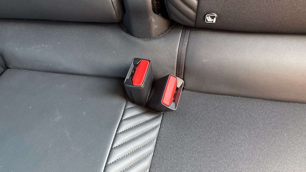 Renault Symbioz 1.8 E-Tech FHEV 160 Techno Esprit Alpine 5dr Auto Hybrid Estate - Image 17