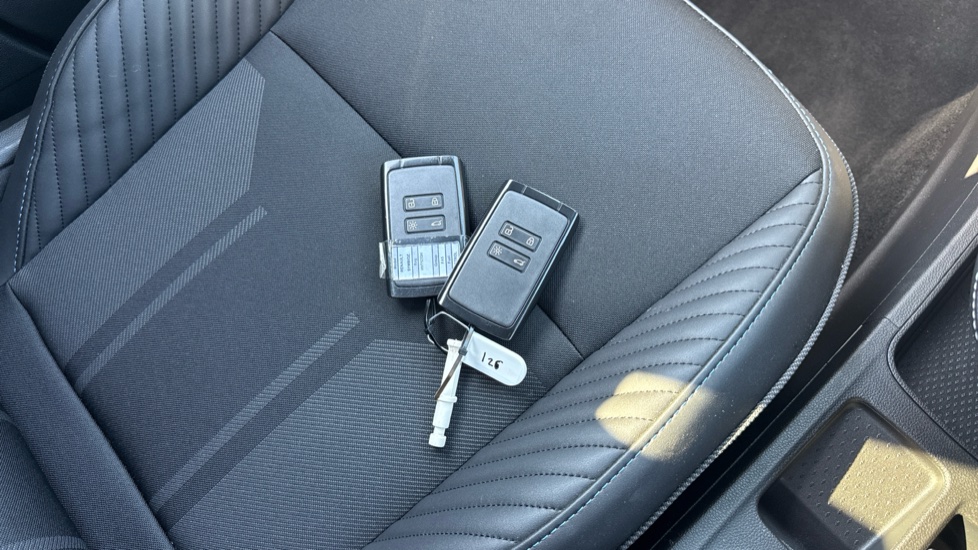 Renault Symbioz 1.8 E-Tech FHEV 160 Techno Esprit Alpine 5dr Auto Hybrid Estate - Image 20